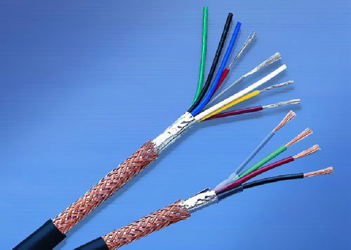 如何分辨劣質線纜?